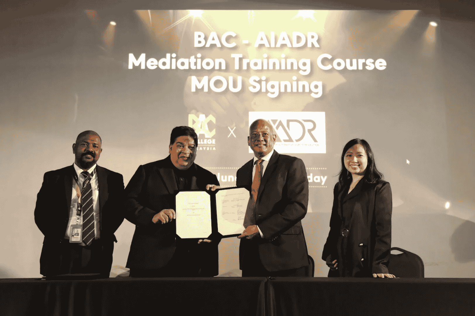 BAC and AIADR Sign Landmark Agreement Offering Mediation Training Course